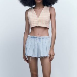 ZARA CROPPED WAISTCOAT WITH RHINESTONE BUTTON SIZE‎ XS